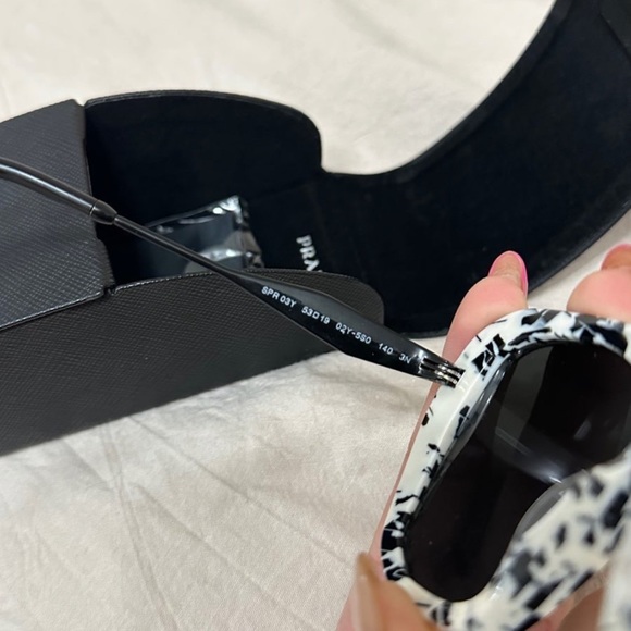 Prada Black and White Sunglasses - Picture 7 of 7